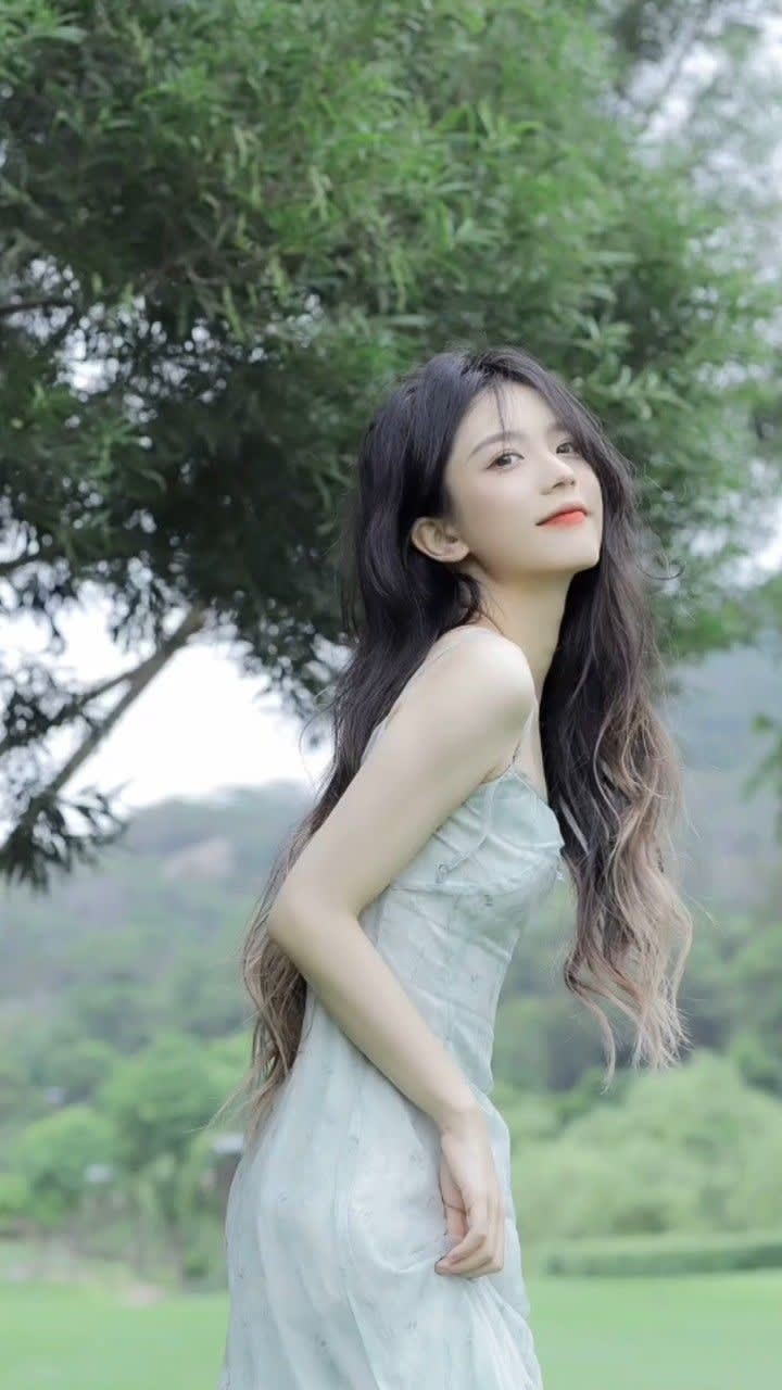 Huyen18's Lens avatar
