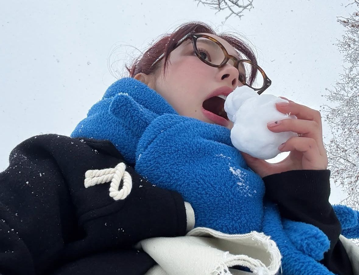 Manora (manoratzy.lens) Lens social identity (.lens handle) PFP