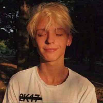 goldmines's Lens avatar
