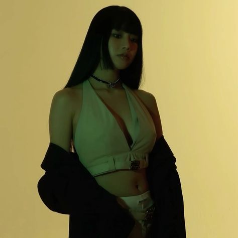 Em J. (emilyjane.lens) Lens social identity (.lens handle) PFP