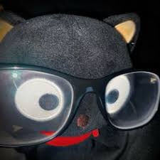 chloebrown77 (chloebrown77.lens) Lens social identity (.lens handle) PFP
