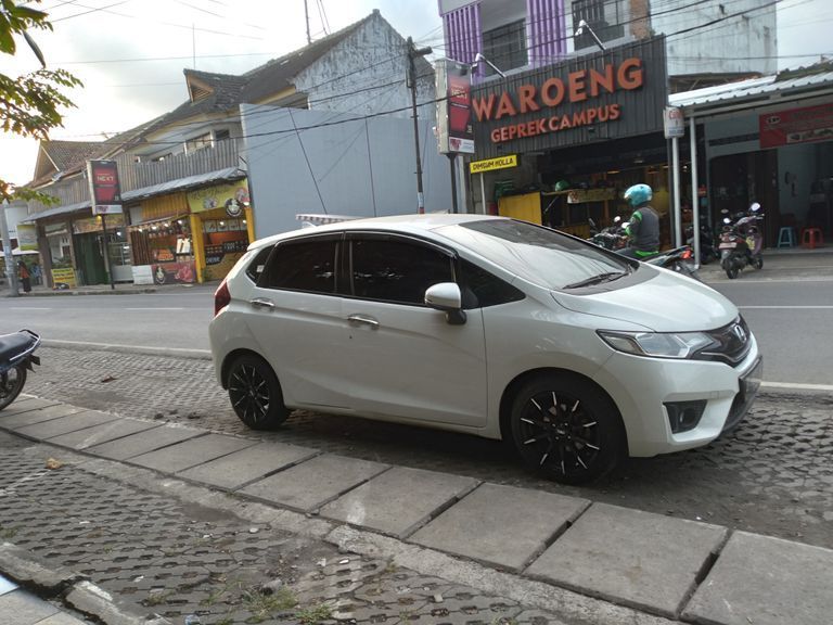 Dani (loli1647.lens) Lens social identity (.lens handle) PFP