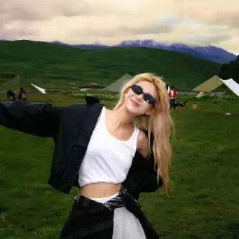 ecliose (ecliose.lens) Lens social identity (.lens handle) PFP