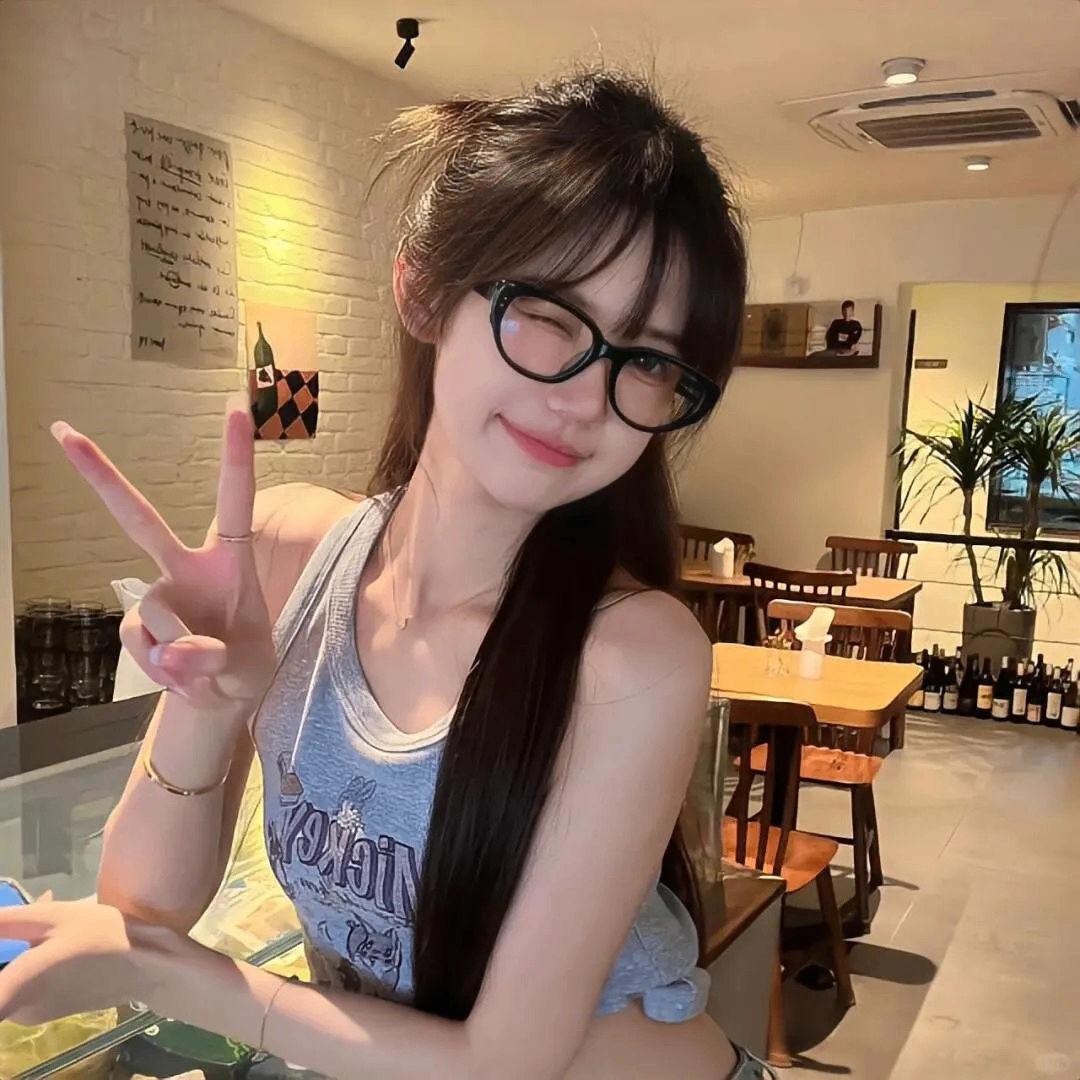 lcberg (lcberg.lens) Lens social identity (.lens handle) PFP