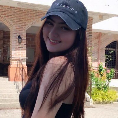 PixelVera's Lens avatar
