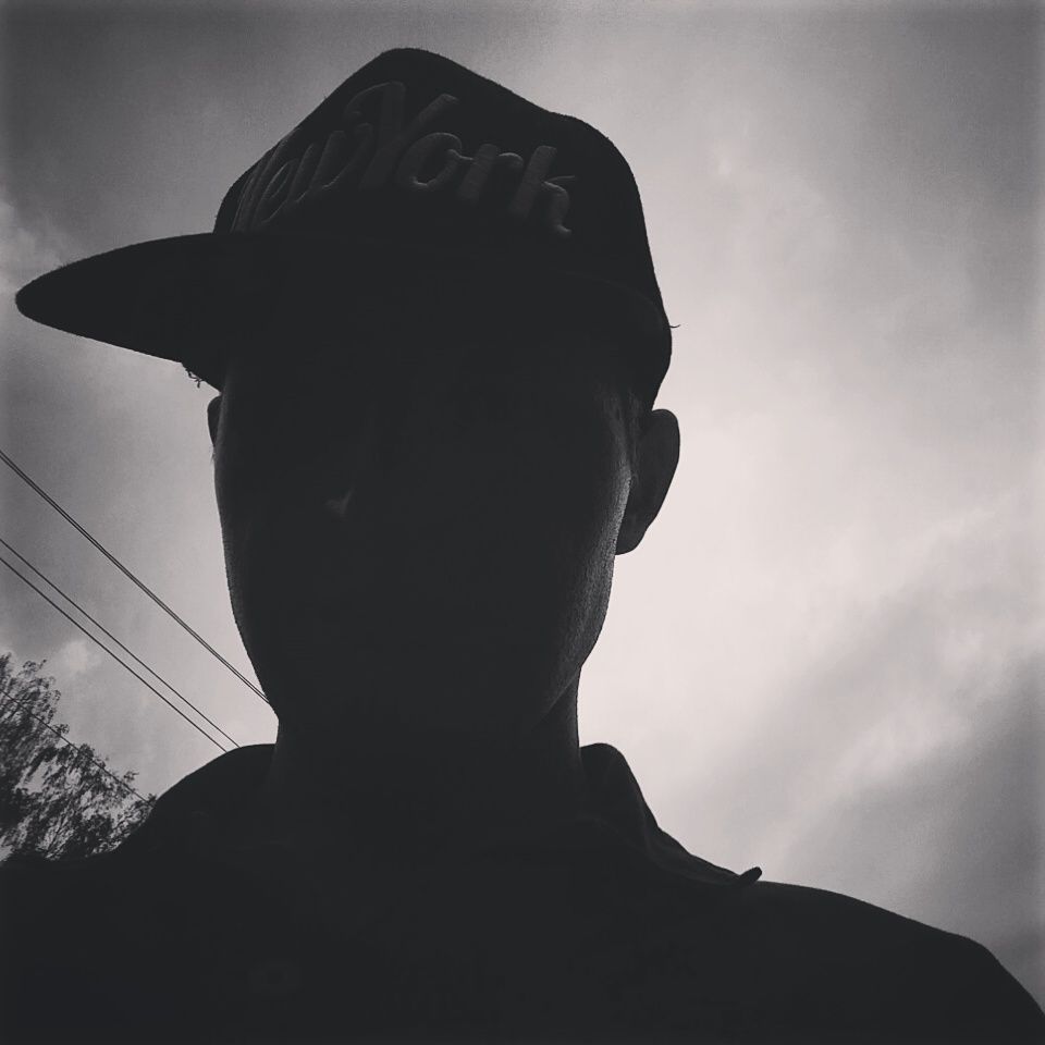 Onnikson's Lens avatar
