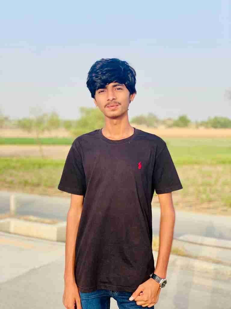 Ch Mohsin's Lens avatar