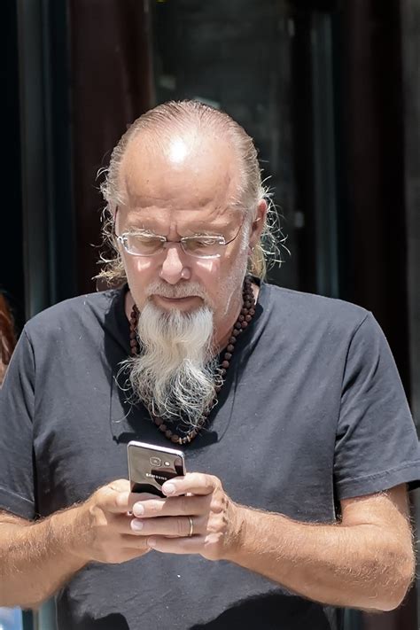 Laser (laserrrr.lens) Lens social identity (.lens handle) PFP