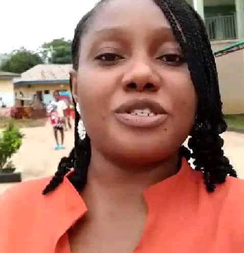 Kinging(Bukola Busola Helen)◱ ◱'s Lens avatar