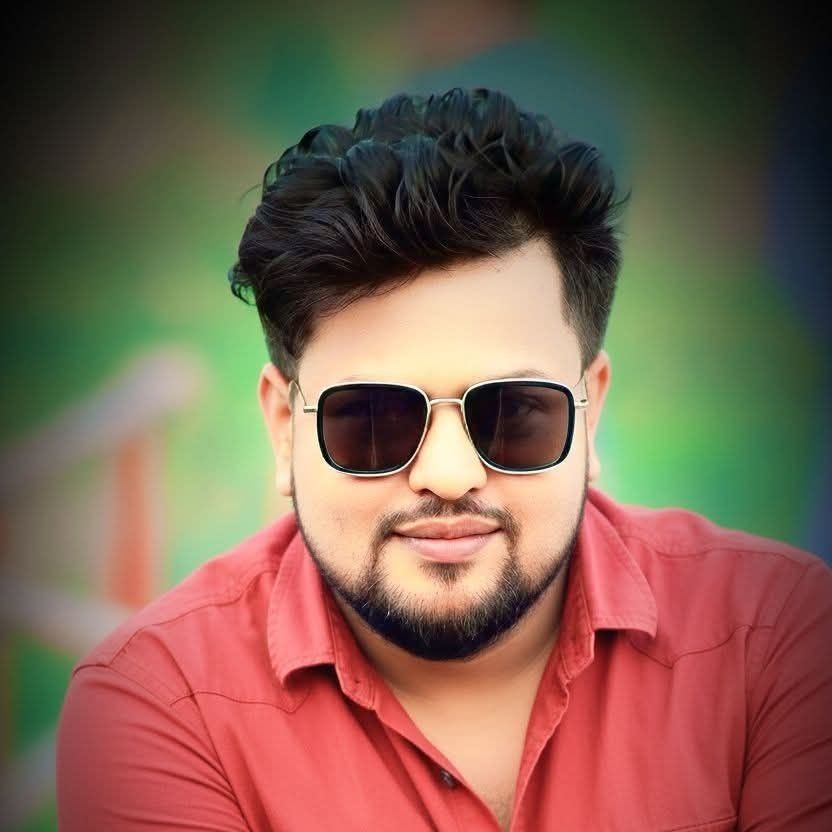 NAYEM's Lens avatar