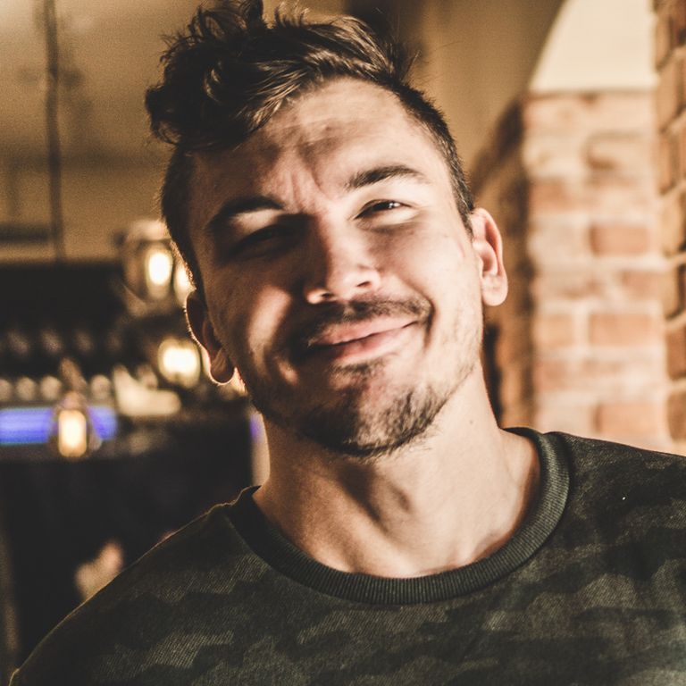 Ruslan Galba's Lens avatar