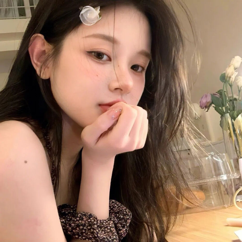 fssaqw (vdqeg.lens) Lens social identity (.lens handle) PFP