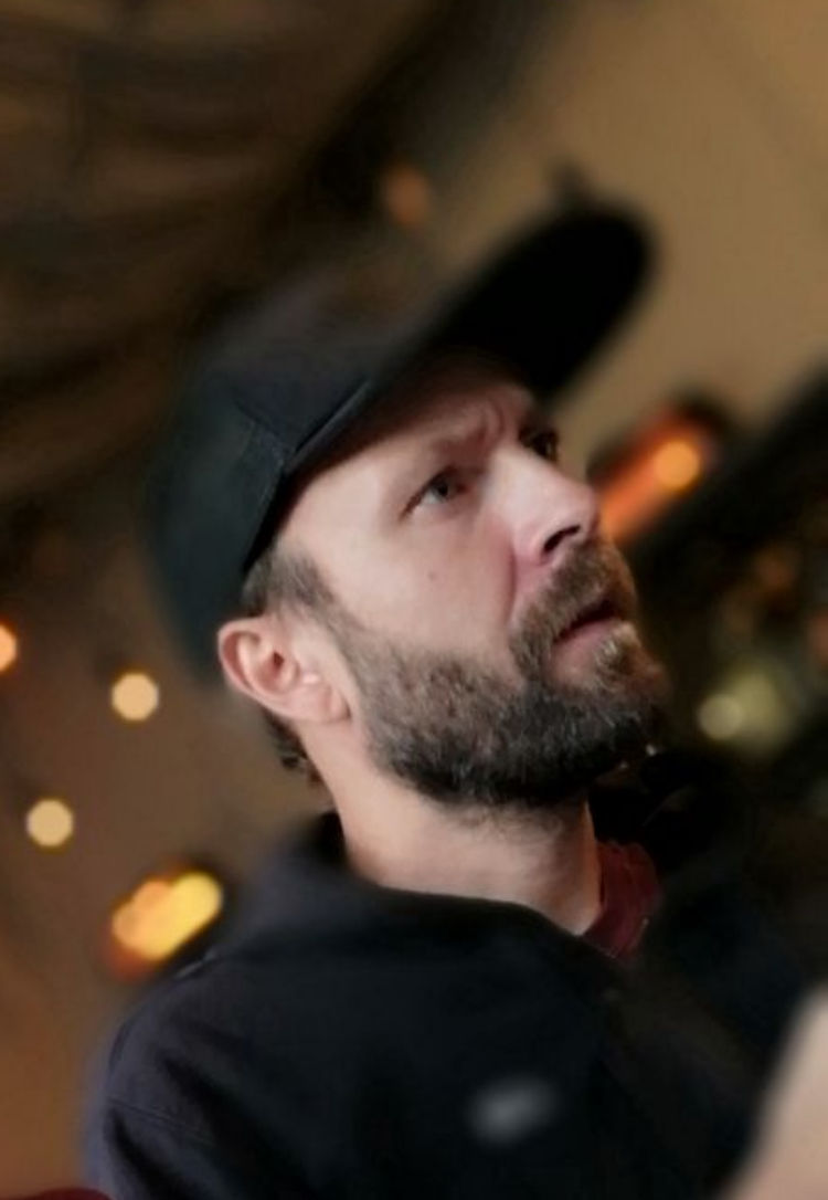 Dmitry's Lens avatar