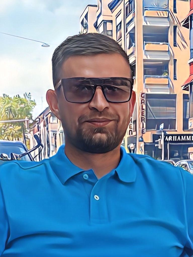 cryptorom.linea.eth Linea Name Service (.linea.eth domains) based on ENS PFP