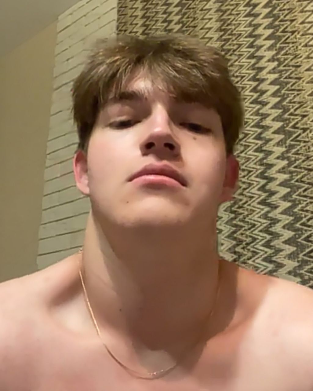 hlitoroy (karmilec.lens) Lens social identity (.lens handle) PFP