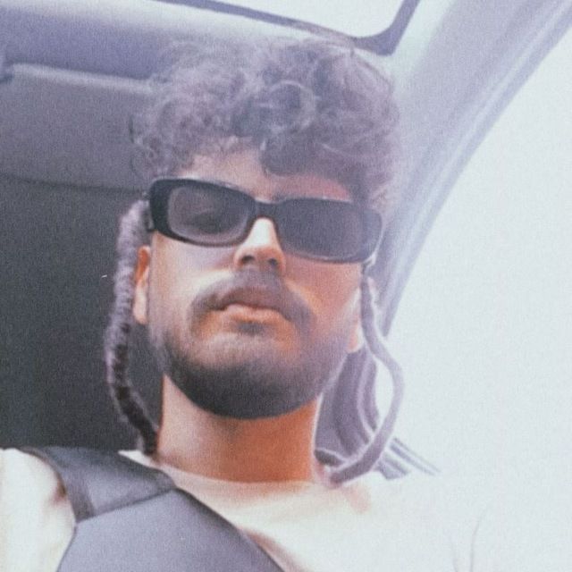 Pooya's Lens avatar