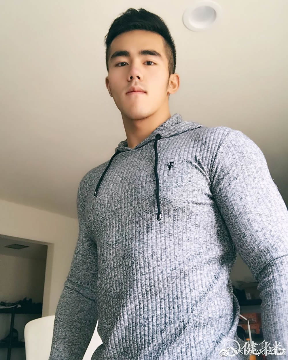 ouyang's Lens avatar