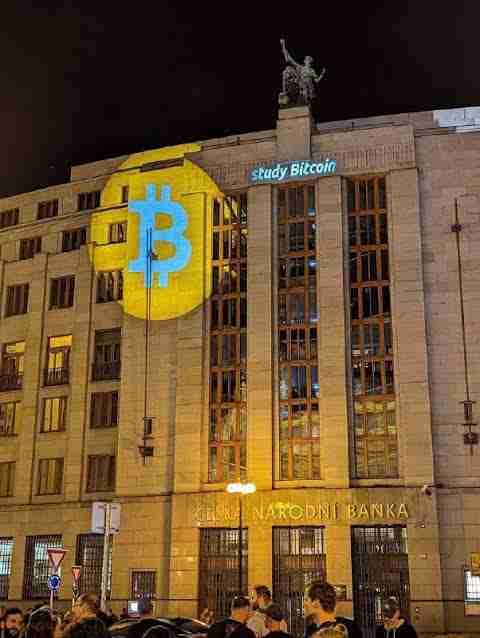 Bitcoin logo was projected onto the Central Bank of Czech Republic 🔥