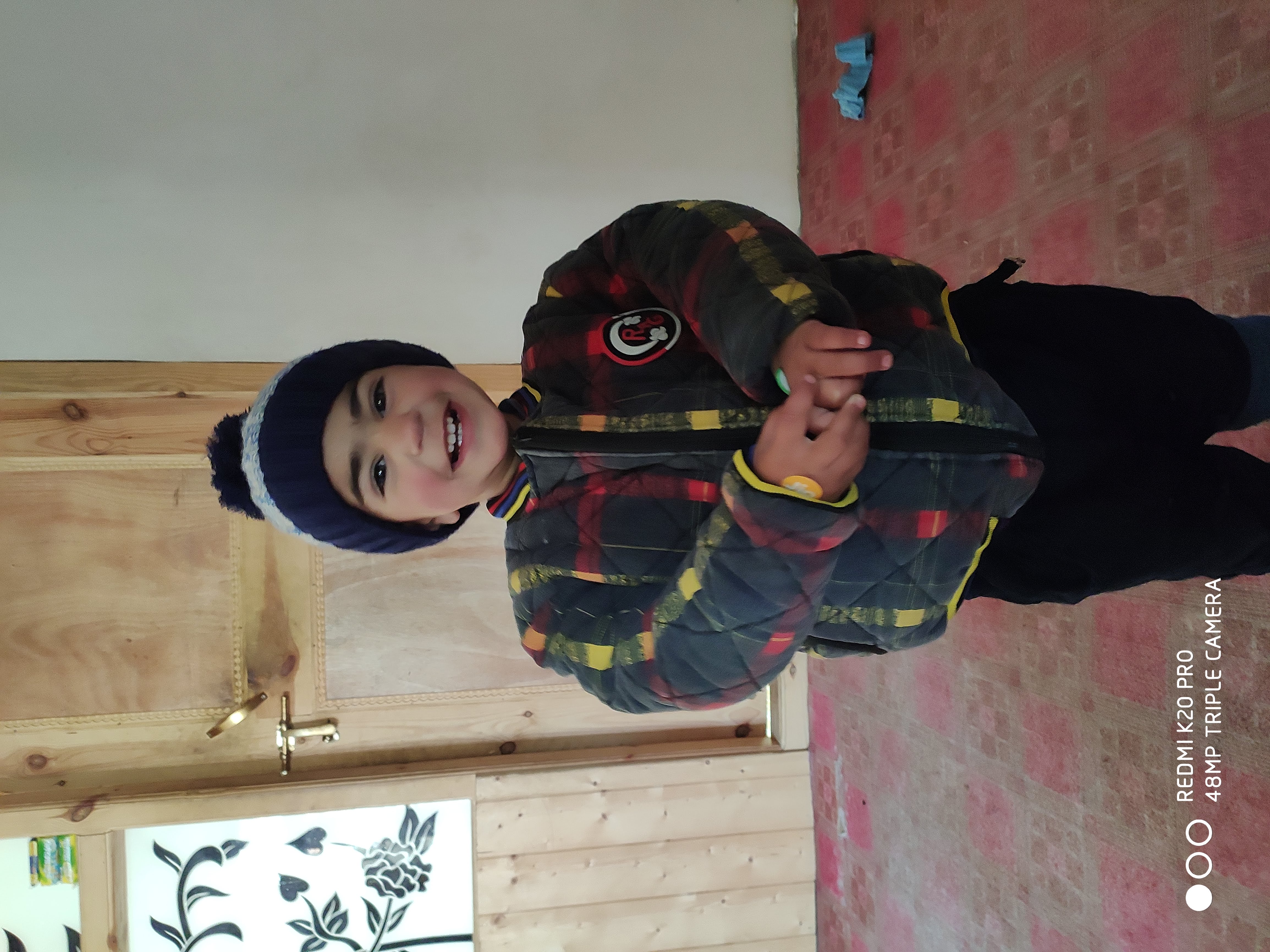 Yaseen dar (yaseen9500.lens) Lens social identity (.lens handle) PFP