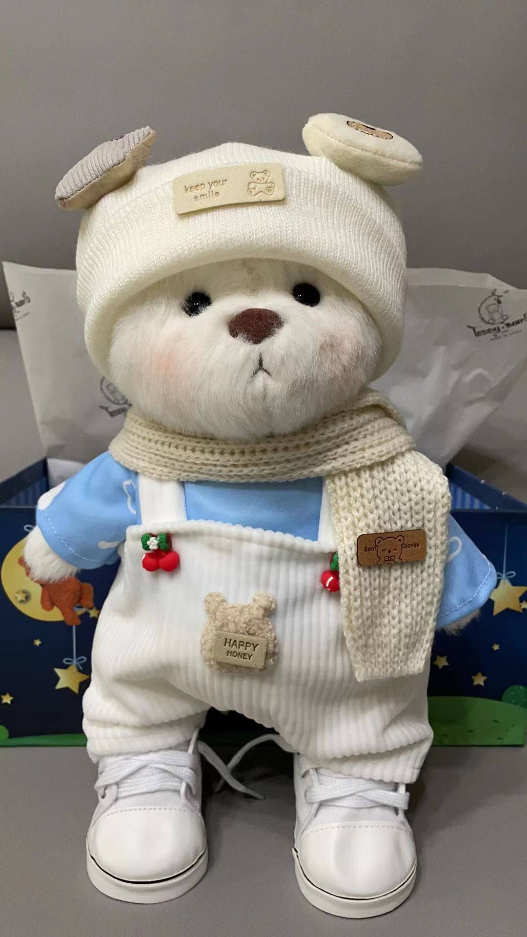 xiaojuanli (xiaojuanli.lens) Lens social identity (.lens handle) PFP