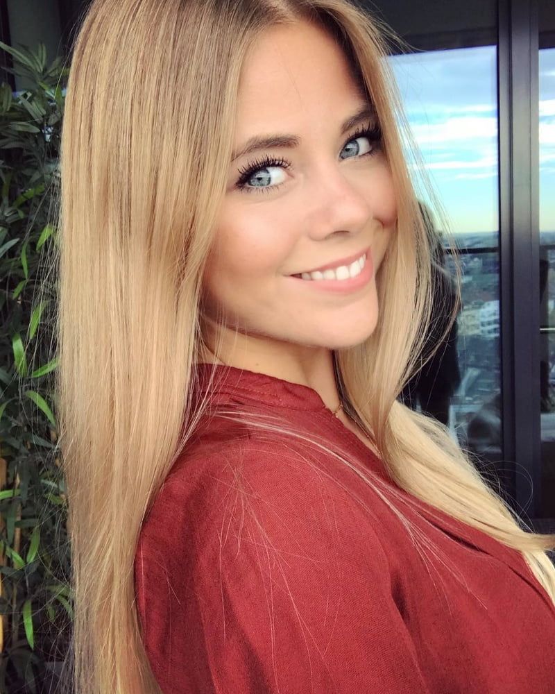 Karen's Lens avatar