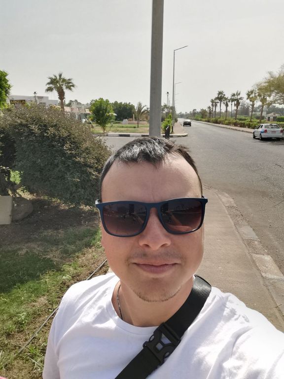 Yarik29901's Lens avatar