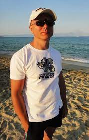 Rob (roderich358.lens) Lens social identity (.lens handle) PFP