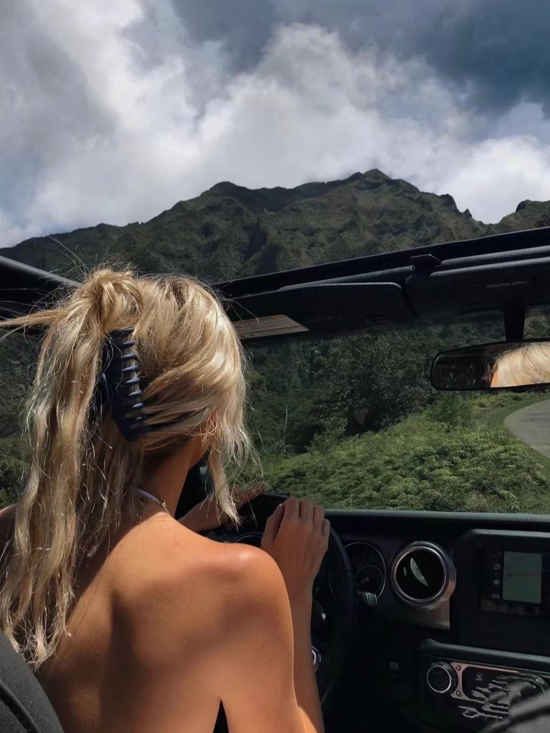 ryjj (hguhjijhlliukj.lens) Lens social identity (.lens handle) PFP