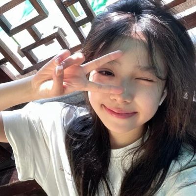 yyhvdscae (yyhvdscae.lens) Lens social identity (.lens handle) PFP