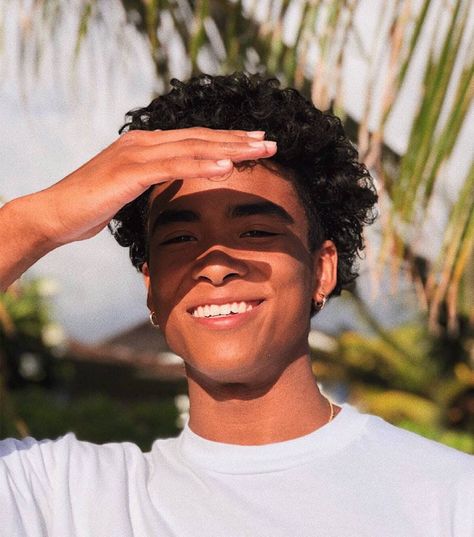 Diloi Loki (vooolkd.lens) Lens social identity (.lens handle) PFP