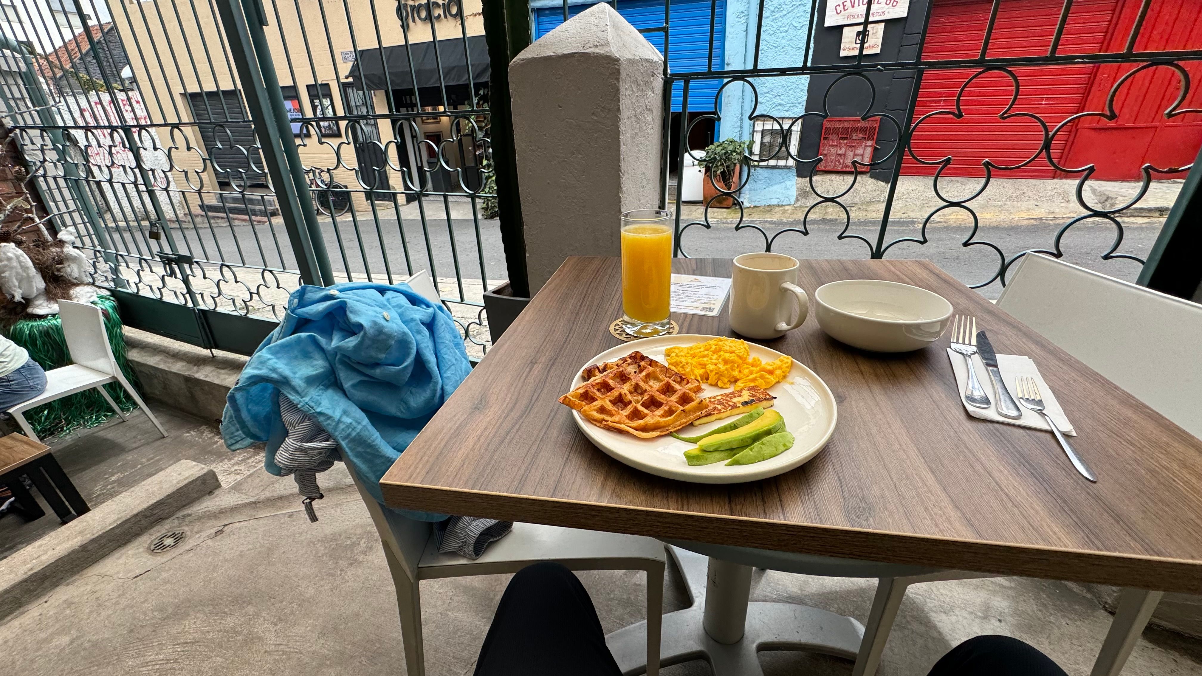 housekeeperMe (housekeeper.lens) Lens social identity (.lens handle) PFP