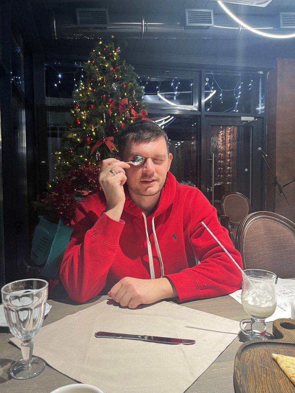 Yury (barbaris220.lens) Lens social identity (.lens handle) PFP