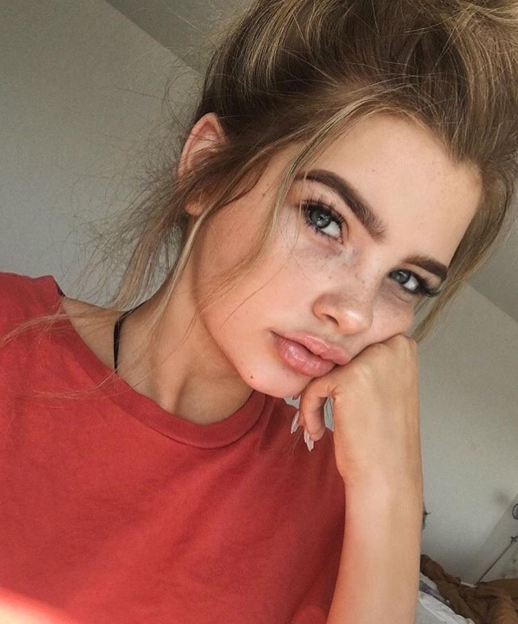 Gulia (guliadarzi.lens) Lens social identity (.lens handle) PFP