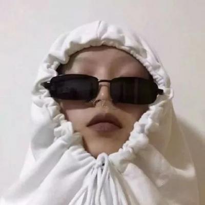 evelyne (evelyne.lens) Lens social identity (.lens handle) PFP