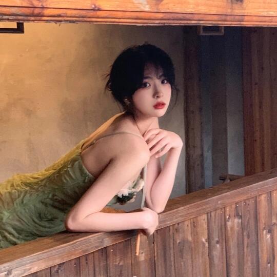 xin yue (xinyuepi.lens) Lens social identity (.lens handle) PFP