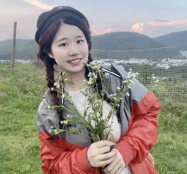 jiaying (jiaying.lens) Lens social identity (.lens handle) PFP