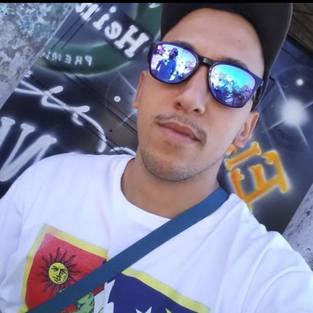 leonardo libano (leolibanozk.lens) Lens social identity (.lens handle) PFP