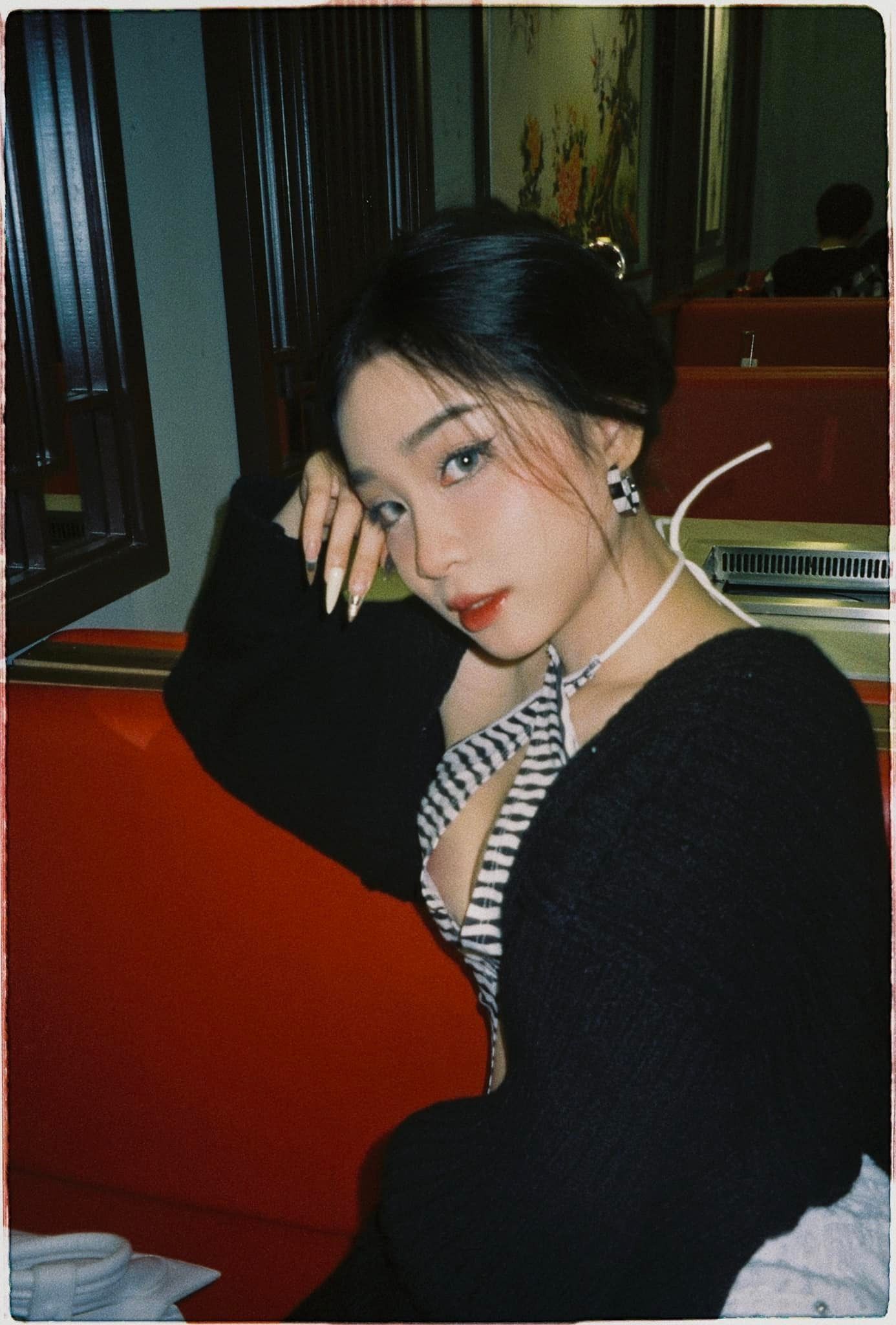 Crypto Girl's Lens avatar