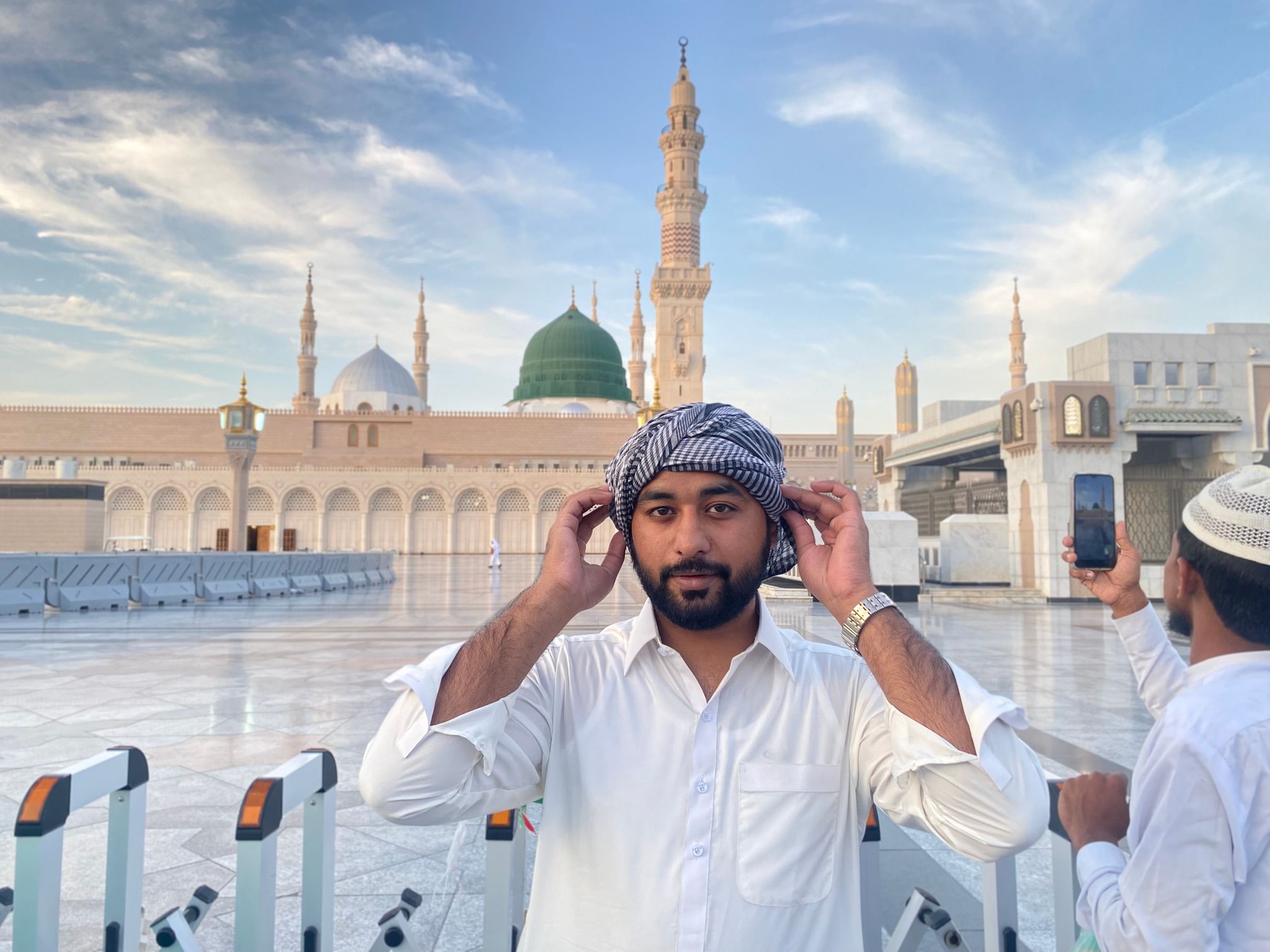 Huzaifa Muhammad (huzaifa99.lens) Lens social identity (.lens handle) PFP