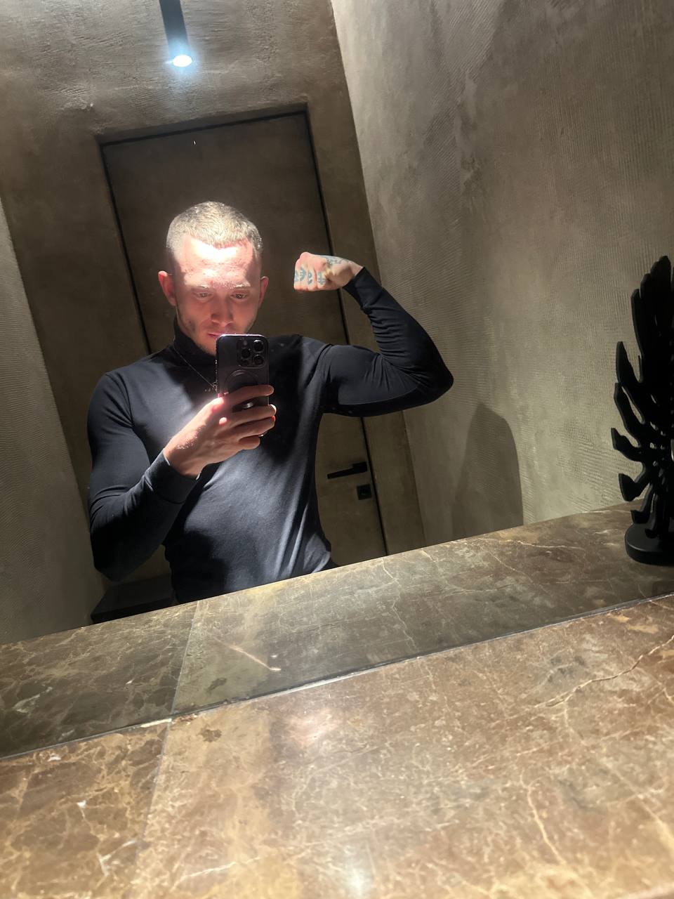 Czechkek (czechkek.lens) Lens social identity (.lens handle) PFP