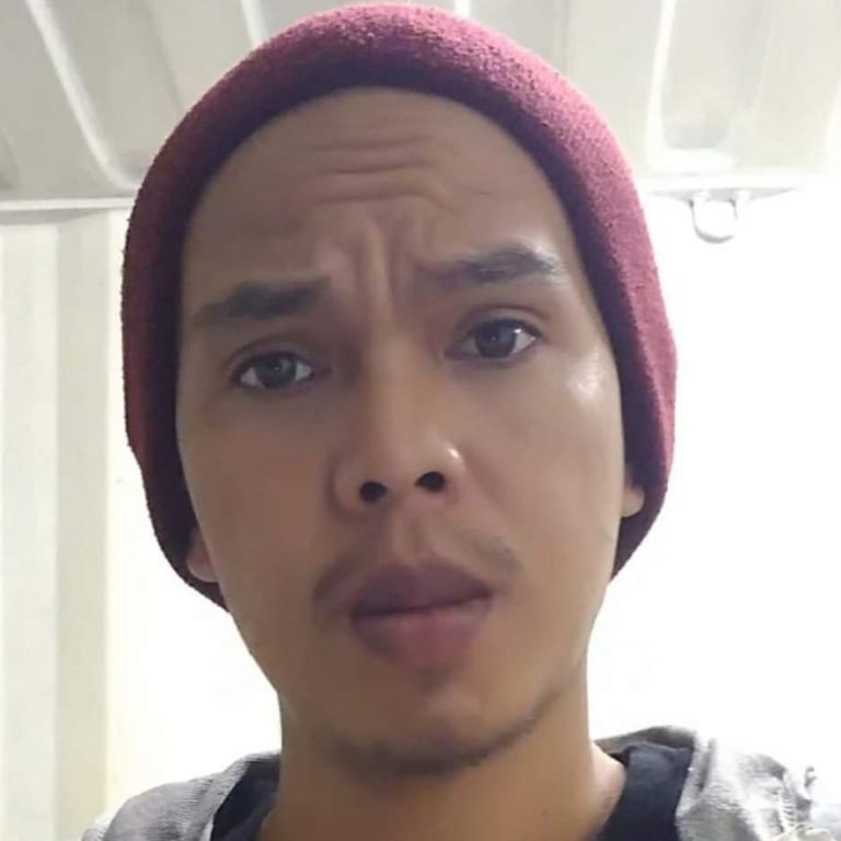 Ery's Lens avatar