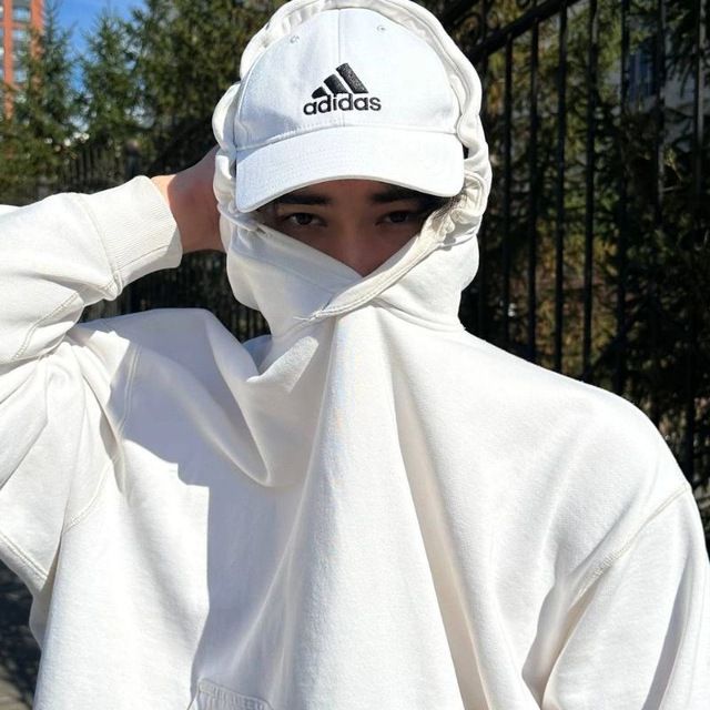 Berlinov Madik (berlinovvv.lens) Lens social identity (.lens handle) PFP