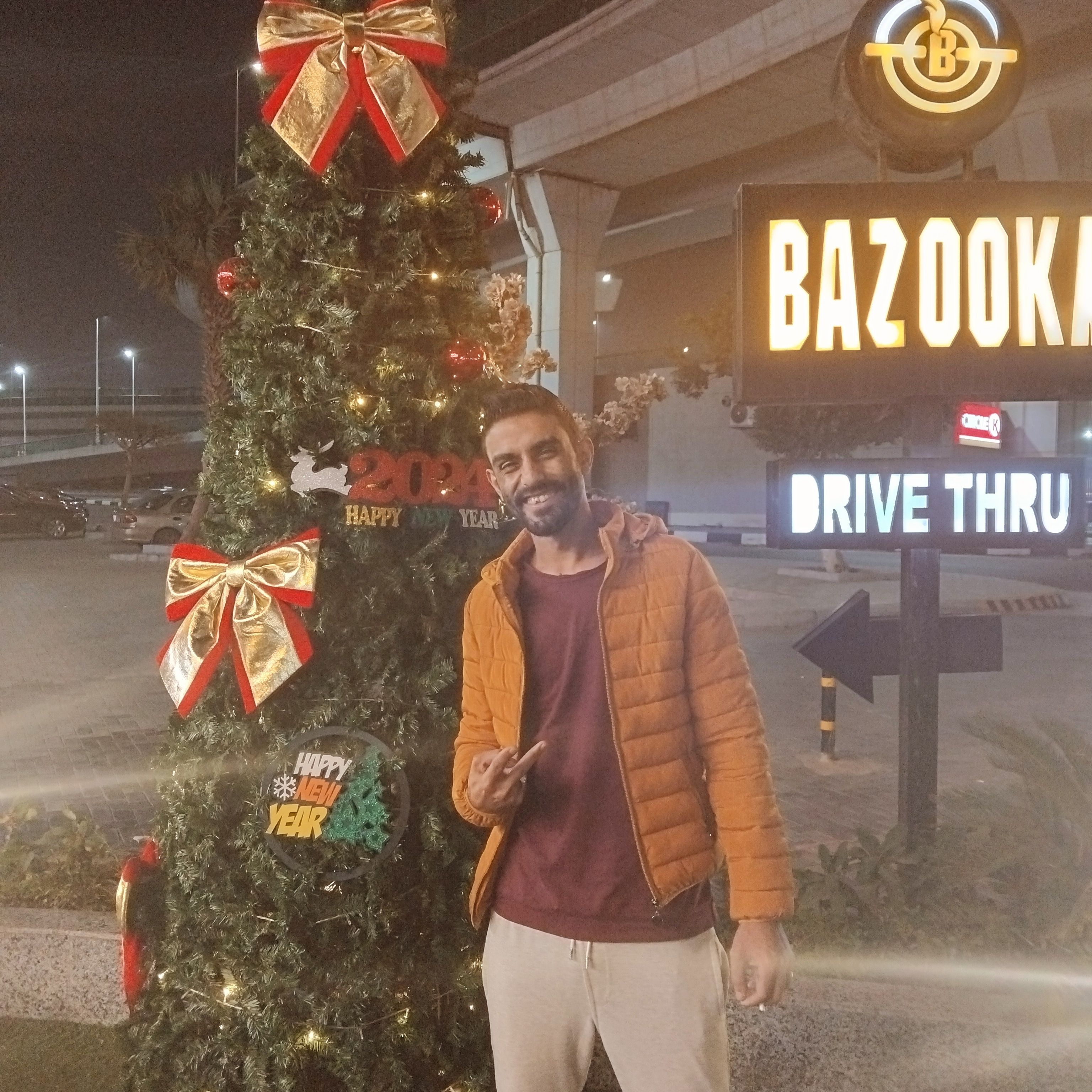 Osman (osmaneee.lens) Lens social identity (.lens handle) PFP