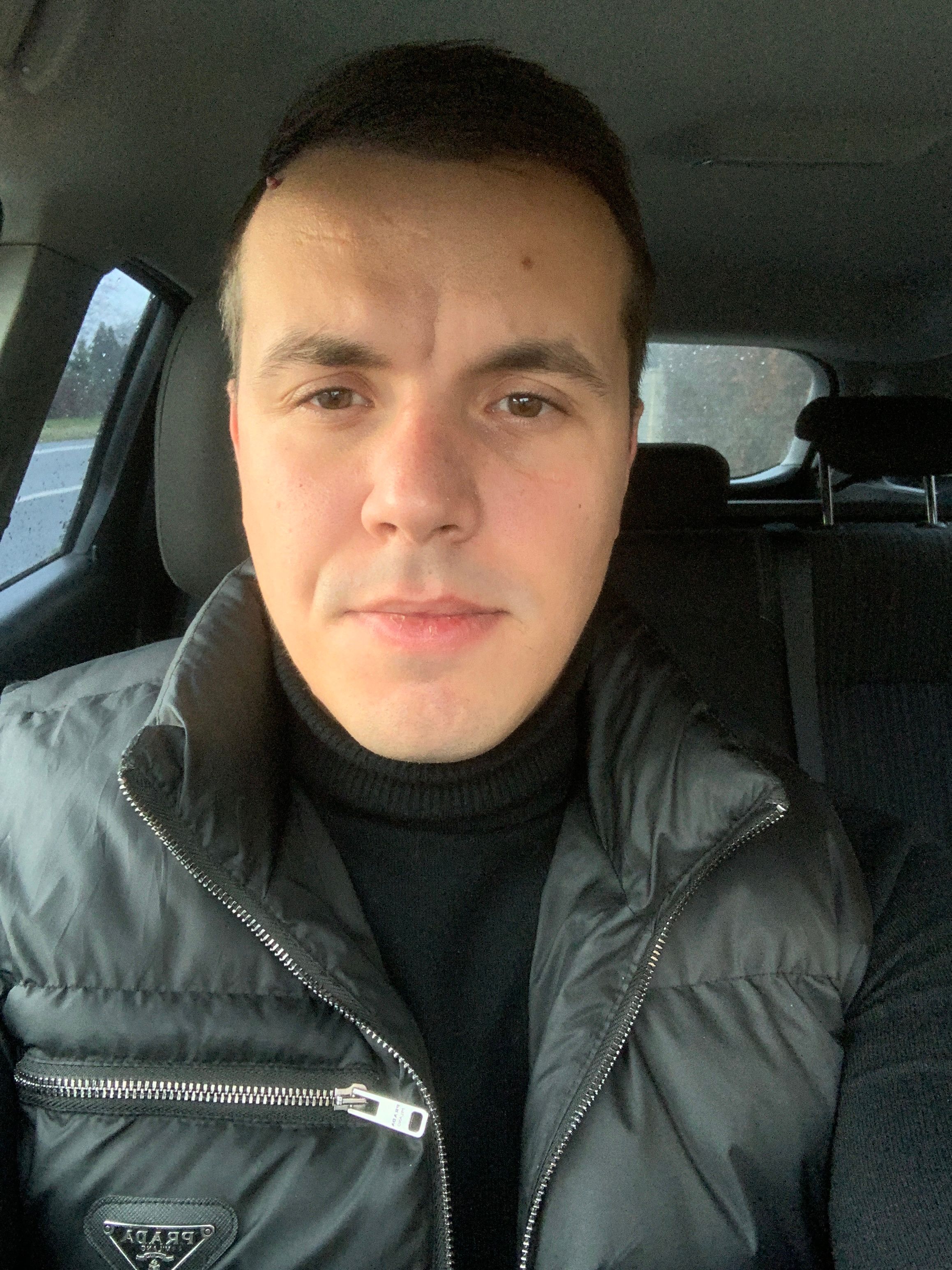 Viktor Kyryk (r3d1ska.lens) Lens social identity (.lens handle) PFP