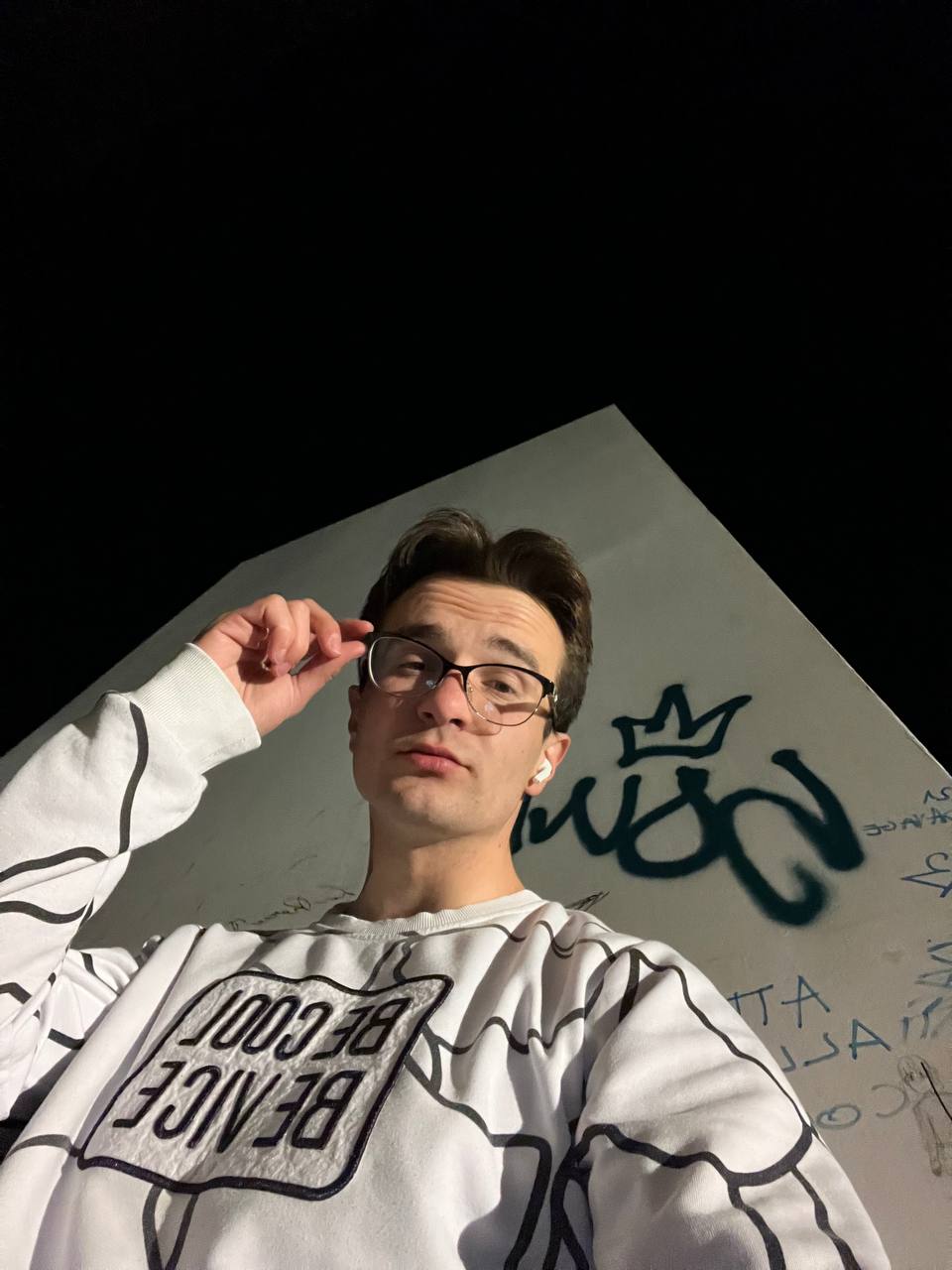 Roman Troyan (goddv.lens) Lens social identity (.lens handle) PFP