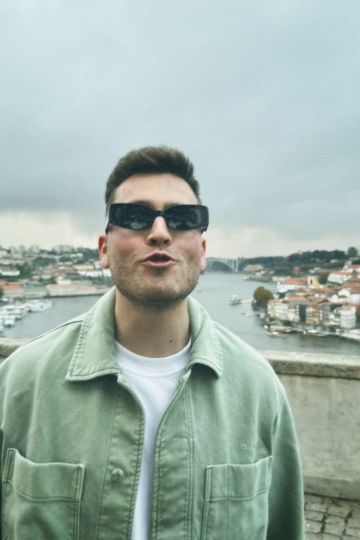 Alex Demchik's Lens avatar