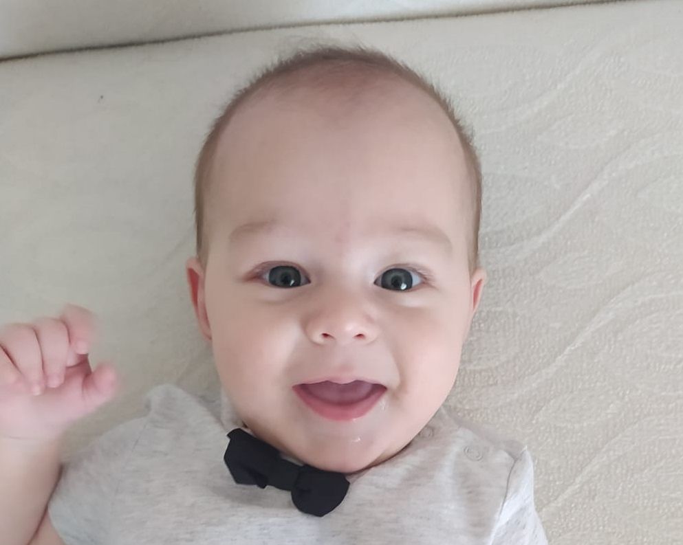 Ozgur T (aslaninbabasi.lens) Lens social identity (.lens handle) PFP