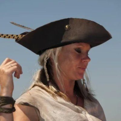 Lisa (lisathathorizon.lens) Lens social identity (.lens handle) PFP