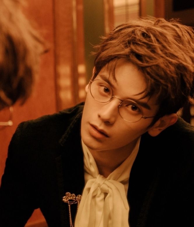 @stranger (strangern.lens) Lens social identity (.lens handle) PFP