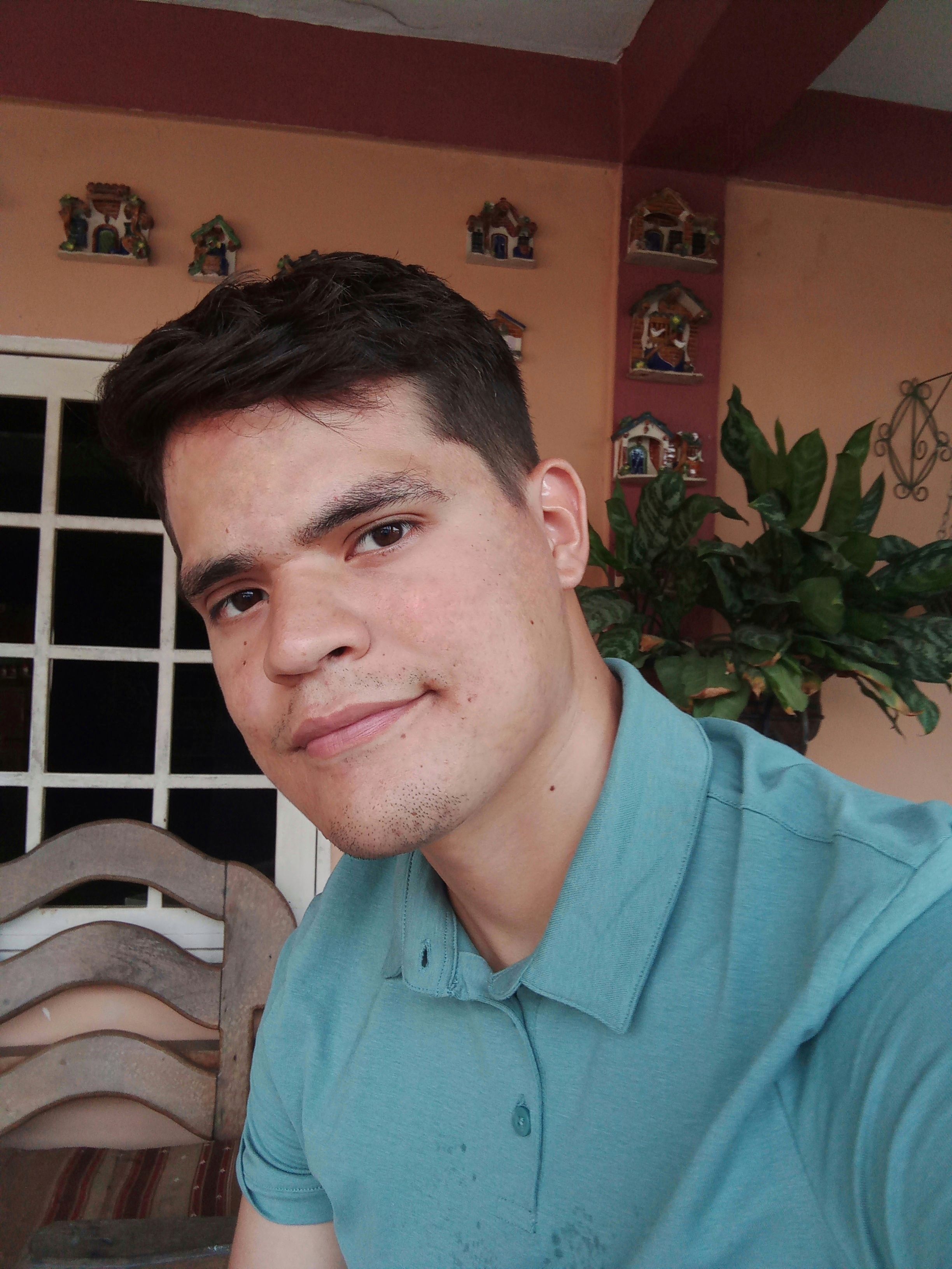 Adolfo Fernandez's Lens avatar